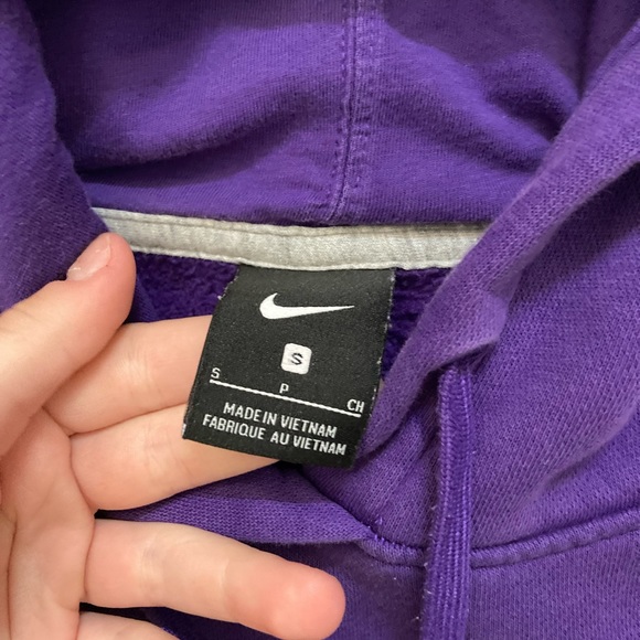 Nike hoodie - Picture 2 of 2